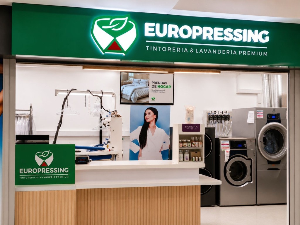Interior de local Europressing con equipamiento profesional
